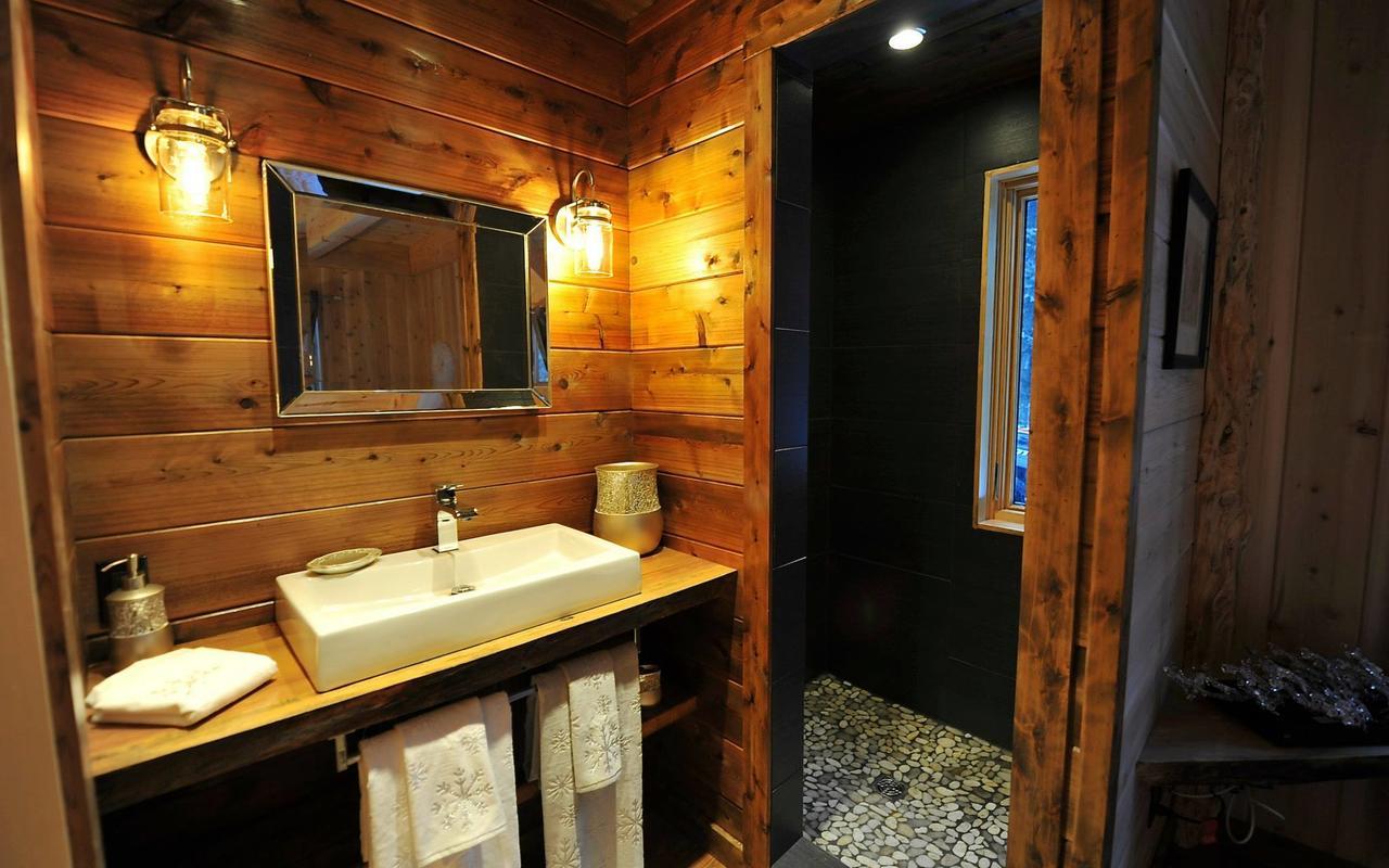 Le Bivouac - Les Chalets Spa Canada La Malbaie Exterior photo